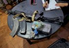 Senad prende 2 e apreende metralhadora de uso militar, munições e drogas