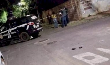 Mulher grita por socorro, moradores invadem casa e assassinam homem a facadas em Campo Grande