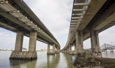 Governo de SC cita avanço em obras nas pontes Pedro Ivo e Colombo Salles, mas revela desafios