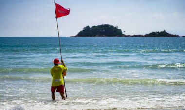 Corpo de Bombeiros Militar alerta sobre a importância de seguir as orientações dos guarda-vidas e sinalizações