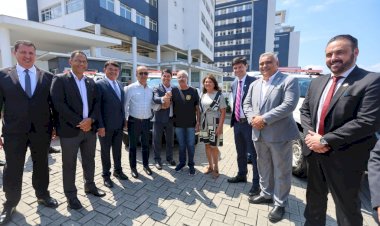 Governo do Estado entrega equipamentos e viaturas para Polícia Civil de Santa Catarina