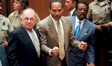 Morre OJ Simpson, ex-jogador de futebol americano absolvido da acusação de matar a ex-mulher