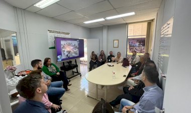 Governo de SC realiza visita técnica para conhecer novas tecnologias educacionais