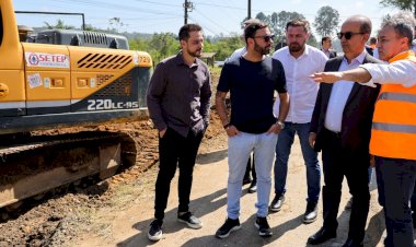 Jorginho Mello acompanha avanço de obras de mobilidade no Sul do estado