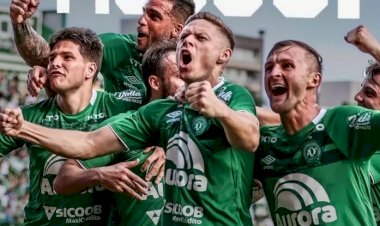 Chapecoense se salva do rebaixamento e Ponte Preta cai para a Série C; veja classificação