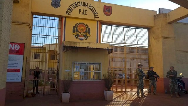 Detento aproveita horário de visita e foge da penitenciária na fronteira