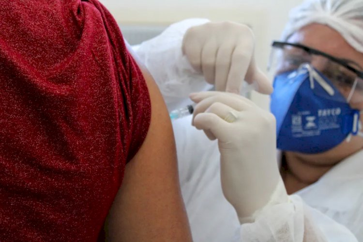 São José aplica 2,5 mil doses de vacinas contra a Influenza na primeira semana