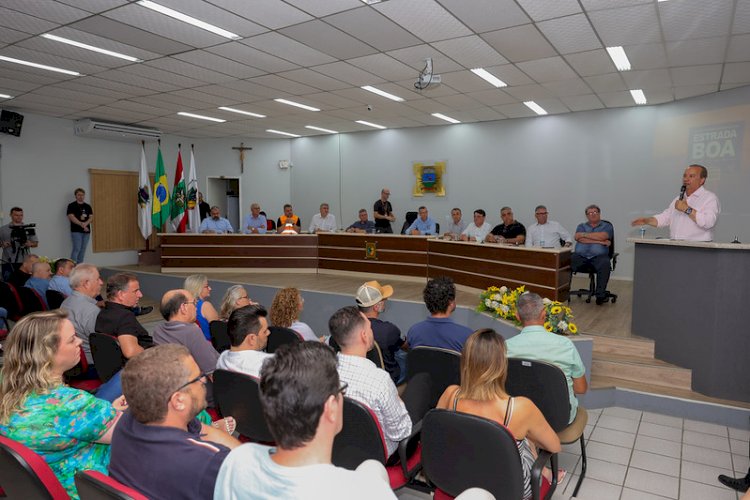 Estrada Boa: Jorginho Mello autoriza obras na SC-108 no Norte de Santa Catarina