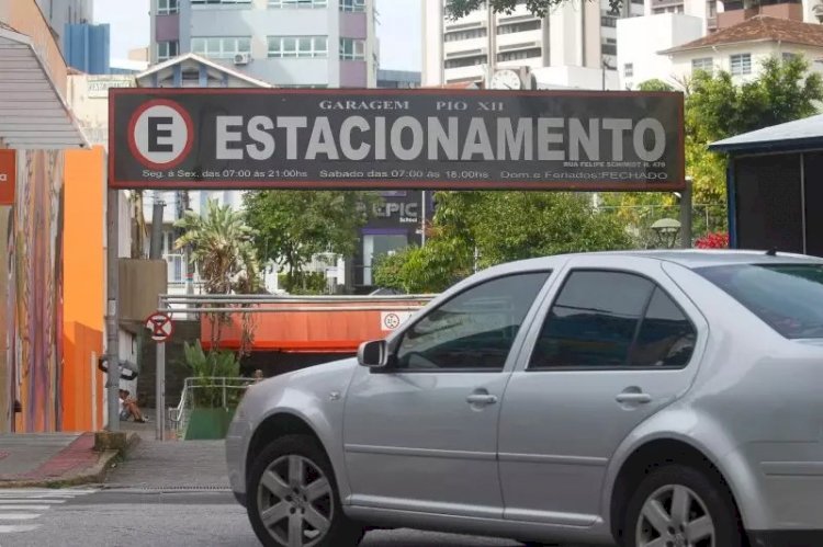 Empresa que explora estacionamento em Florianópolis tem 2 semanas para entregar imóvel