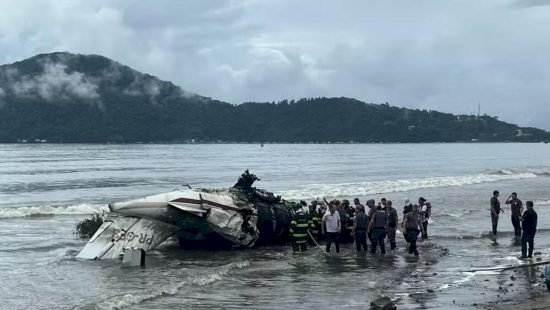 Qual o estado de saúde das vítimas do avião que caiu em Ubatuba