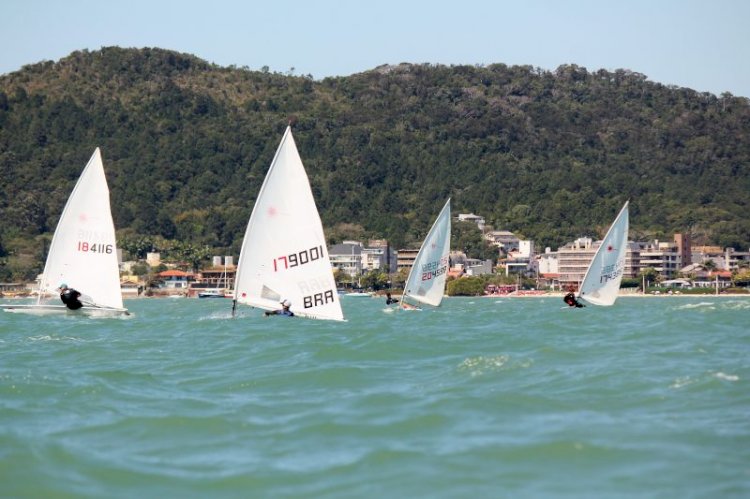 Copa Veleiros de Monotipos inicia temporada neste final de semana em Florianópolis