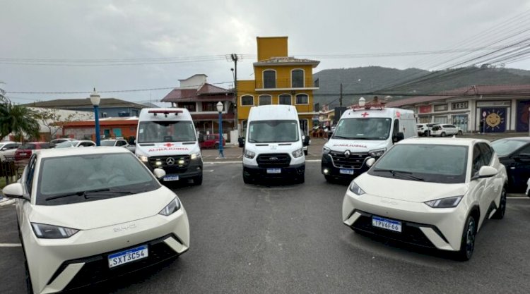 Porto Belo investe em mobilidade sustentável e recebe veículos elétricos para a Secretaria de Saúde