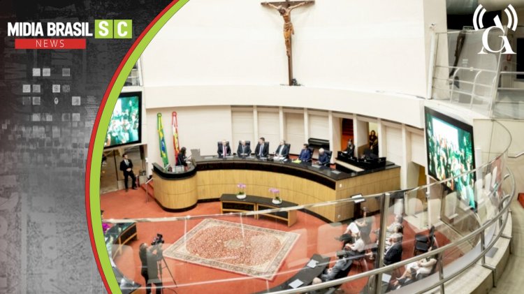 SESSÃO ESPECIAL NA ALESC MARCA OS 40 ANOS DA ASSOCIAÇÃO CATARINENSE DE TECNOLOGIA (ACATE)